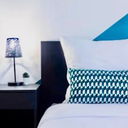 Modern Blue - Disneyland Paris Apartmán *